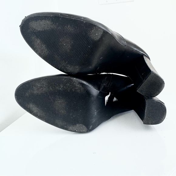 Steve Madden Editor black leather mid-calf bootie with almond toe size 7.5 - Picture 8 of 9